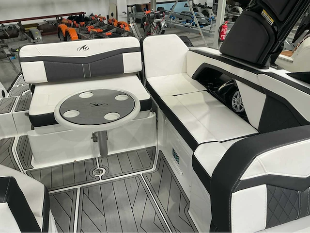 2022 monterey bowrider 258ss sportboot - afbeelding 16 van  39