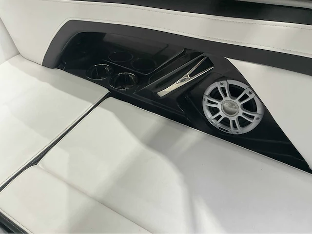 2022 monterey bowrider 258ss sportboot - afbeelding 18 van  39