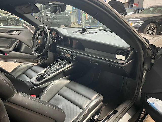 2022 porsche 911 ad coupe personenauto - afbeelding 26 van  50