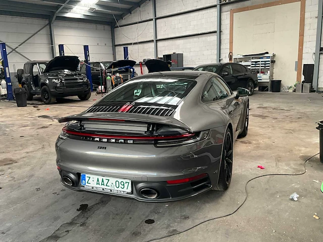 2022 porsche 911 ad coupe personenauto - afbeelding 48 van  50
