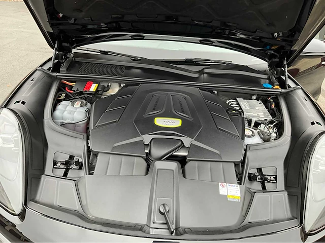 2022 porsche cayenne e-hybrid - personenauto - afbeelding 8 van  69