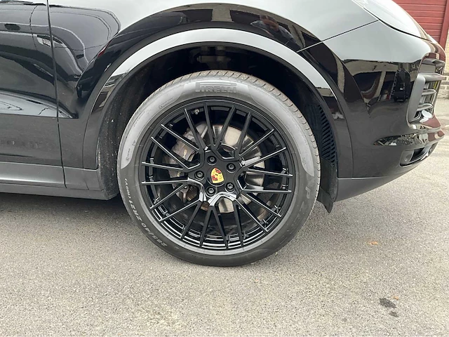2022 porsche cayenne e-hybrid - personenauto - afbeelding 11 van  69