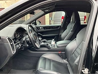 2022 porsche cayenne e-hybrid - personenauto - afbeelding 18 van  69