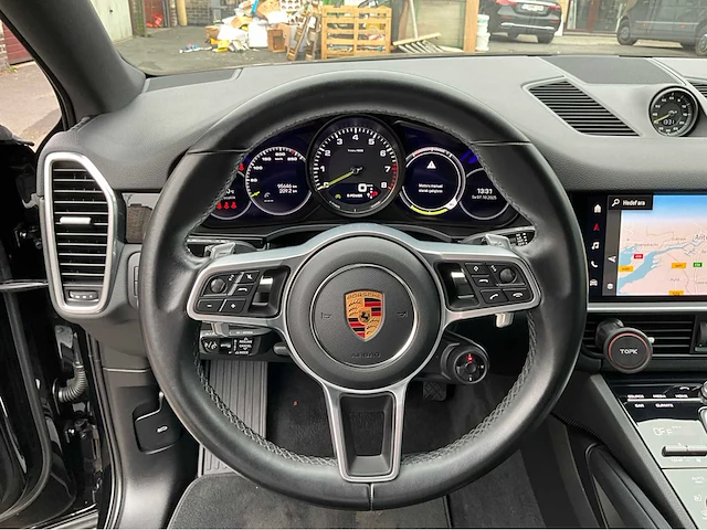 2022 porsche cayenne e-hybrid - personenauto - afbeelding 21 van  69