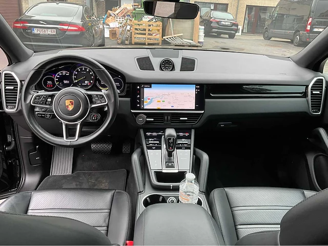 2022 porsche cayenne e-hybrid - personenauto - afbeelding 32 van  69