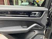 2022 porsche cayenne e-hybrid - personenauto - afbeelding 52 van  69