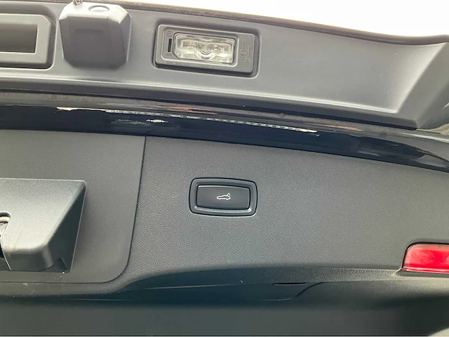 2022 porsche cayenne e-hybrid - personenauto - afbeelding 53 van  69