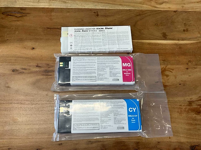 2022 roland bn-20a eco solvent textielprinter - afbeelding 13 van  13