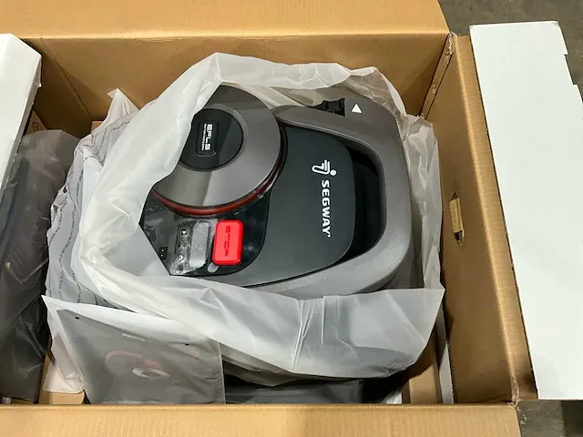 2022 segway h500e robotmaaier - afbeelding 3 van  7
