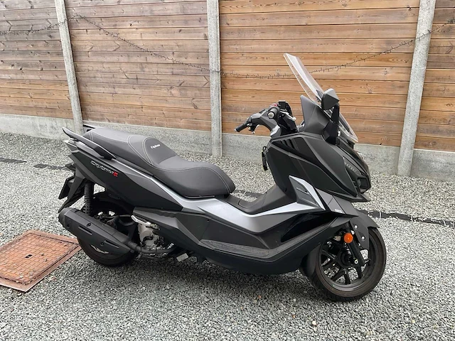 2022 sym cruisym 125cc motorscooter - afbeelding 21 van  24
