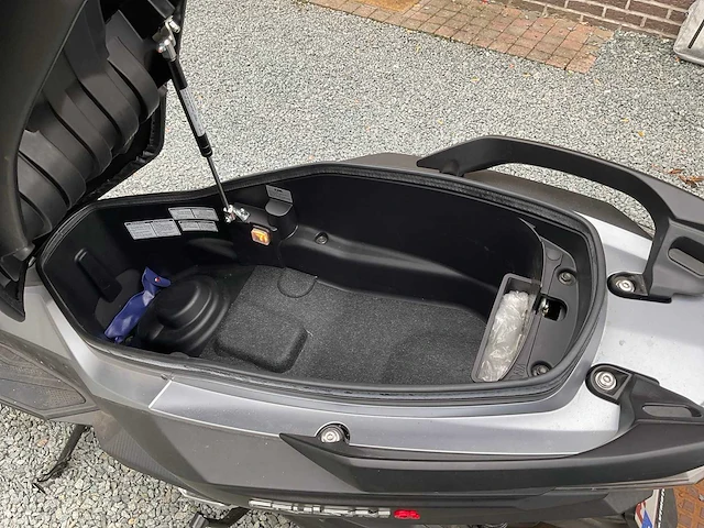 2022 sym cruisym 125cc motorscooter - afbeelding 8 van  24