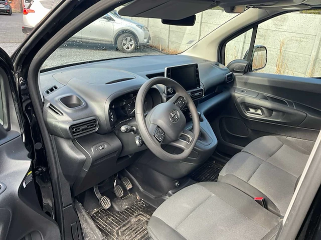 2022 toyota proace city - afbeelding 10 van  64
