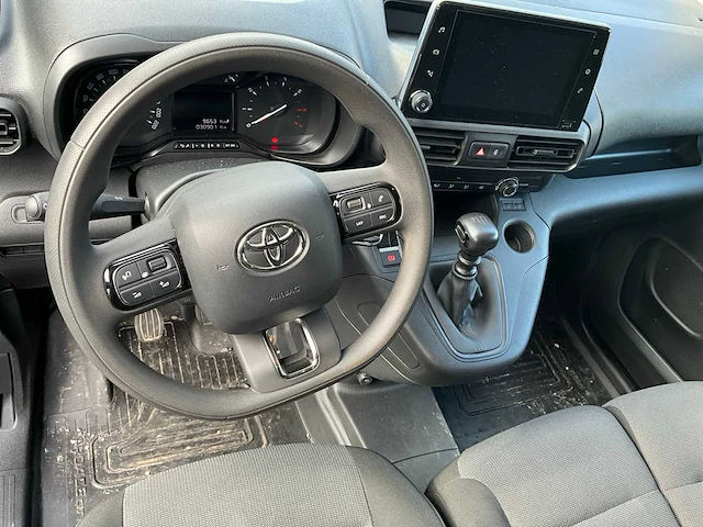 2022 toyota proace city - afbeelding 13 van  64