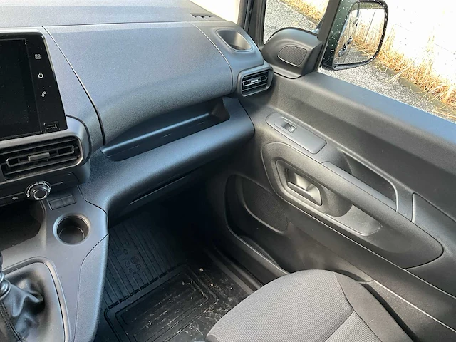 2022 toyota proace city - afbeelding 15 van  64