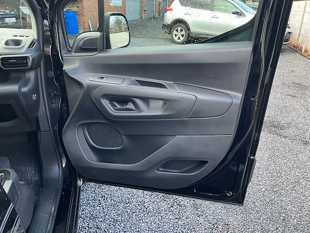 2022 toyota proace city - afbeelding 38 van  64