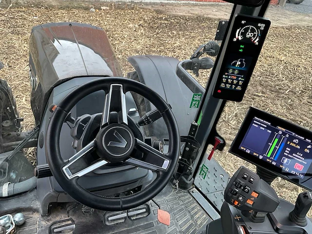2022 valtra t175e vierwielaangedreven landbouwtractor - afbeelding 15 van  38