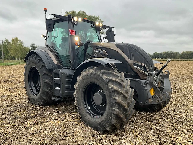 2022 valtra t175e vierwielaangedreven landbouwtractor - afbeelding 23 van  38