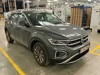 2022 volkswagen t-roc personenauto - afbeelding 10 van  16
