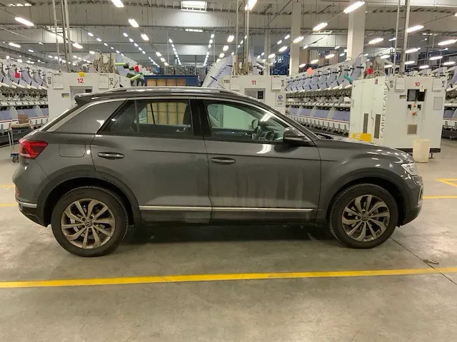 2022 volkswagen t-roc personenauto - afbeelding 11 van  16