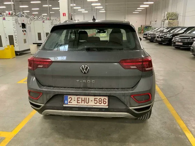 2022 volkswagen t-roc personenauto - afbeelding 13 van  16