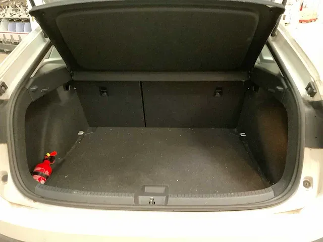 2022 volkswagen taigo personenauto - afbeelding 7 van  16