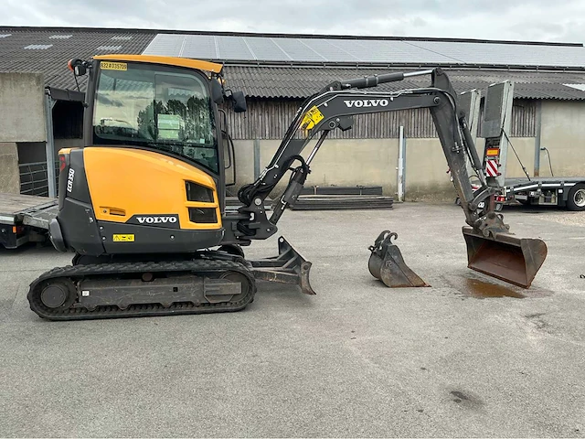 2022 volvo ecr35d rupsgraafmachine - afbeelding 17 van  20