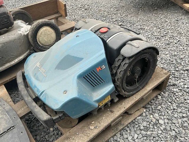 2022 wiper premium ks robotmaaier - afbeelding 1 van  4