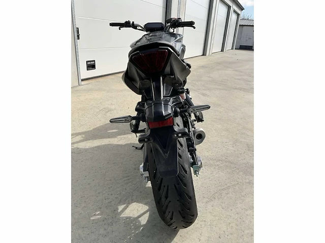2022 yamaha mt-07 motorfiets voor onderdelen - afbeelding 17 van  20