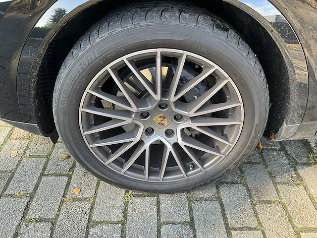 2023 - porsche e-hybrid platinum edition - afbeelding 5 van  44