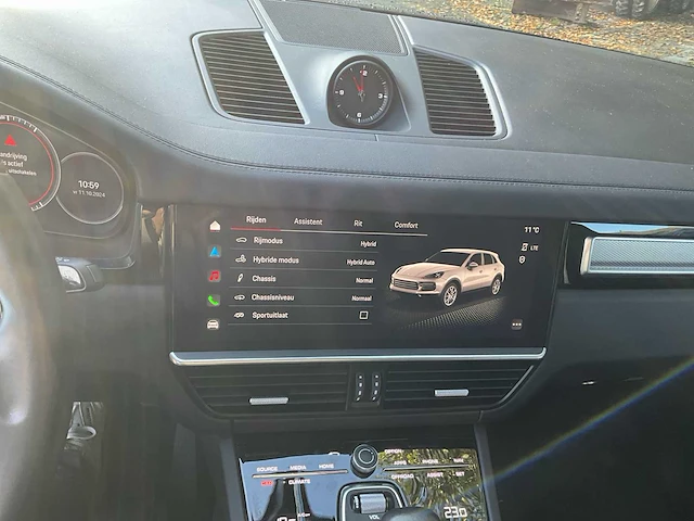 2023 - porsche e-hybrid platinum edition - afbeelding 24 van  44