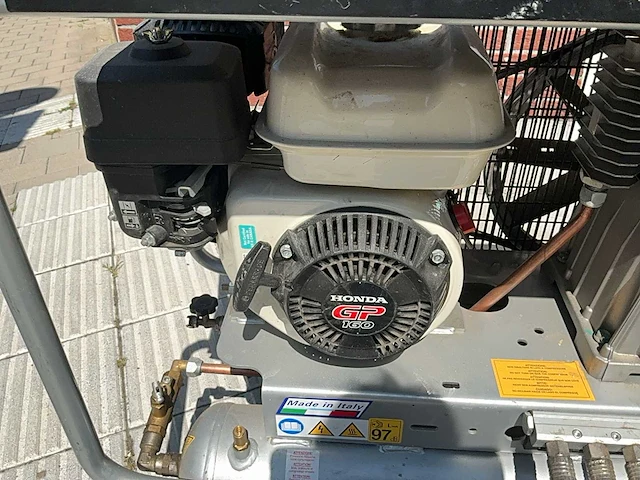 2023 aariac engine air pistoncompressor - afbeelding 11 van  13