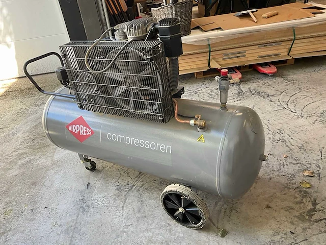 2023 airpress hl 425-200 pro luchtcompressor - afbeelding 12 van  14