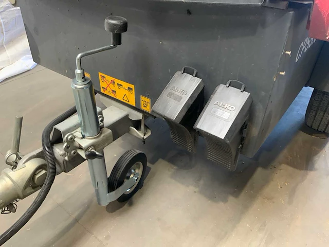 2023 atlas copco cps 5.0-10 mobiele schroefcompressor - afbeelding 2 van  11