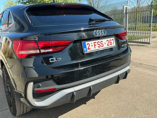2023 audi q3 personenauto's - afbeelding 9 van  24