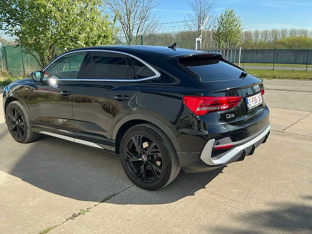 2023 audi q3 personenauto's - afbeelding 18 van  24