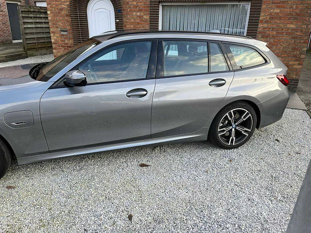 2023 bmw 330e break personenauto - afbeelding 4 van  31