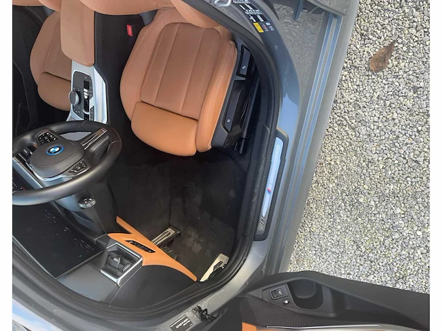 2023 bmw 330e break personenauto - afbeelding 13 van  31