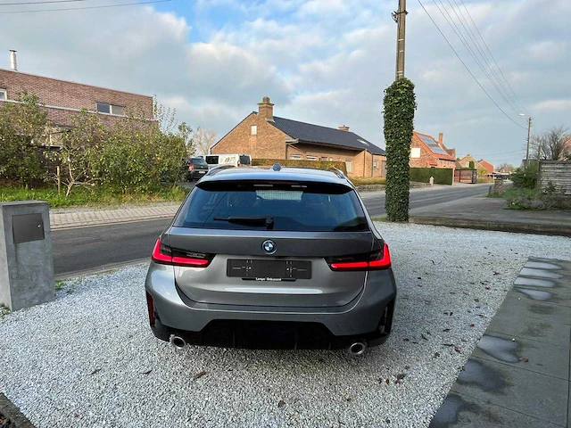 2023 bmw 330e break personenauto - afbeelding 29 van  31