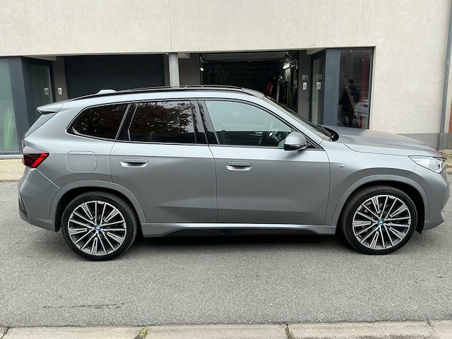 2023 bmw x1 xdrive 30e suv personenauto - afbeelding 40 van  43