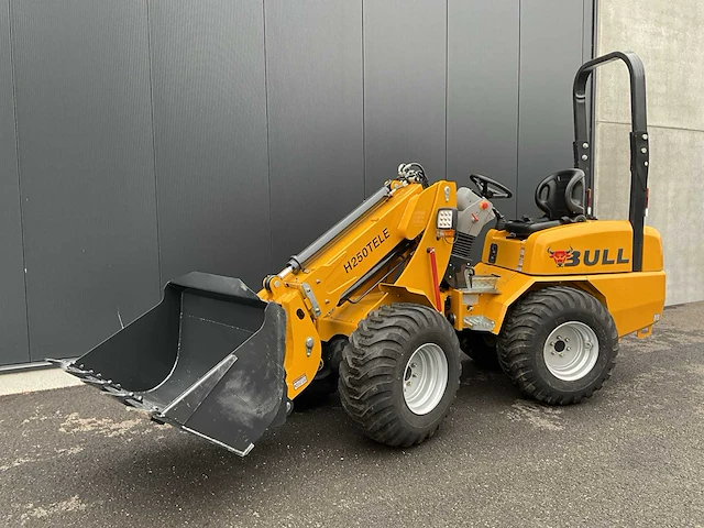 2023 bull h190t wiellader - kniklader h250 tele - afbeelding 1 van  28