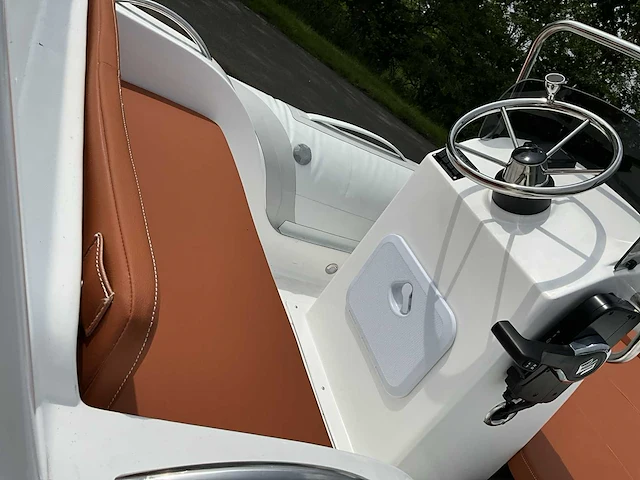 2023 c-rib-boot 520 - 8 personen - ongebruikt - afbeelding 7 van  32