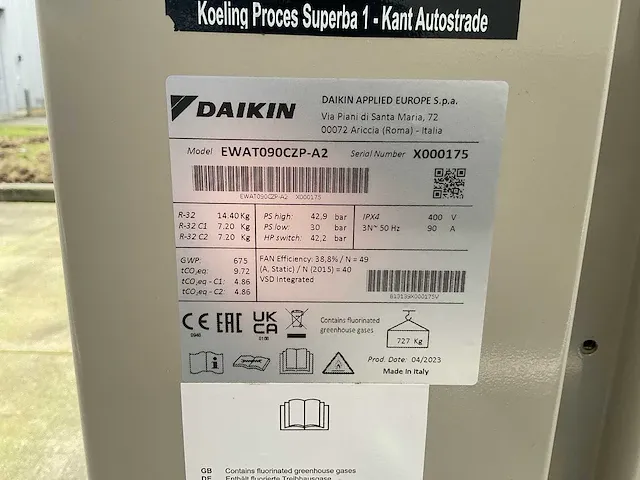 2023 daikin ewat090czp-a2 invertergestuurd koelaggregaat - afbeelding 2 van  2