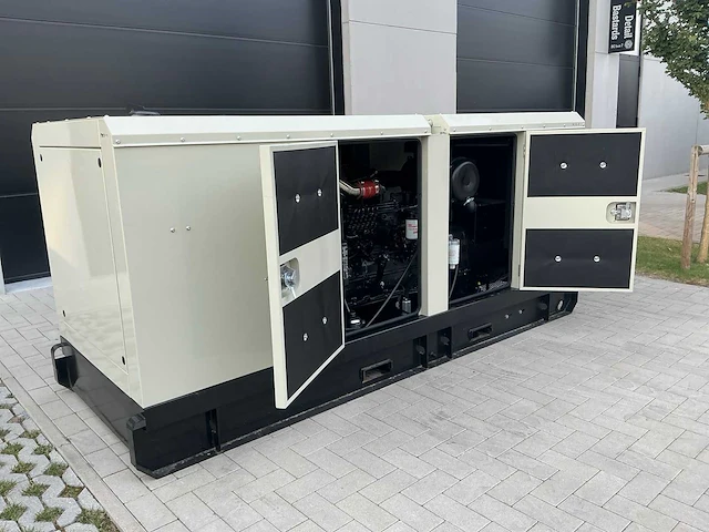 2023 dcec 155kva stroomgenerator - afbeelding 12 van  19