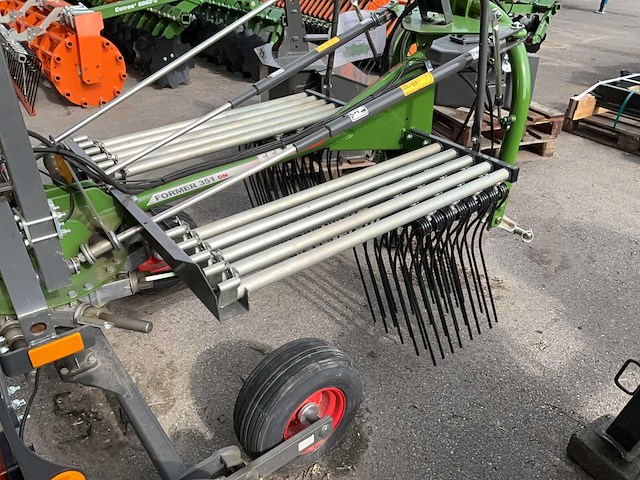 2023 fendt voormalig 351 dn helpaineur - afbeelding 2 van  11