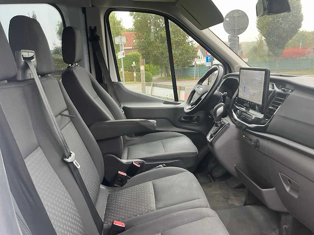 2023 ford transit 2t 350l l3 trend a6 2.0 td minibus - afbeelding 25 van  46