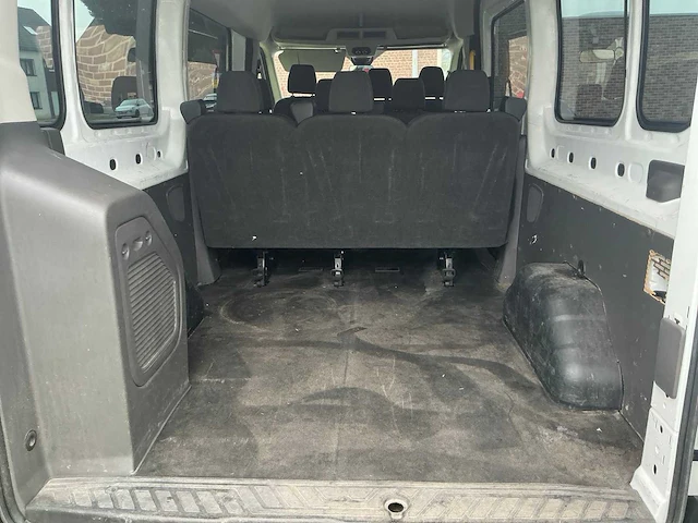 2023 ford transit 2t 350l l3 trend a6 2.0 td minibus - afbeelding 29 van  46