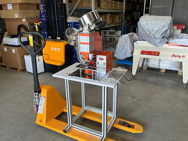 2023 gromfast gf-99 automatische eyelet pneumatische pers - afbeelding 1 van  8
