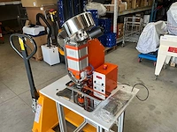 2023 gromfast gf-99 automatische eyelet pneumatische pers - afbeelding 5 van  8