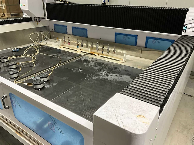 2023 igoldencnc igs-atc - steen cnc machine - afbeelding 23 van  30