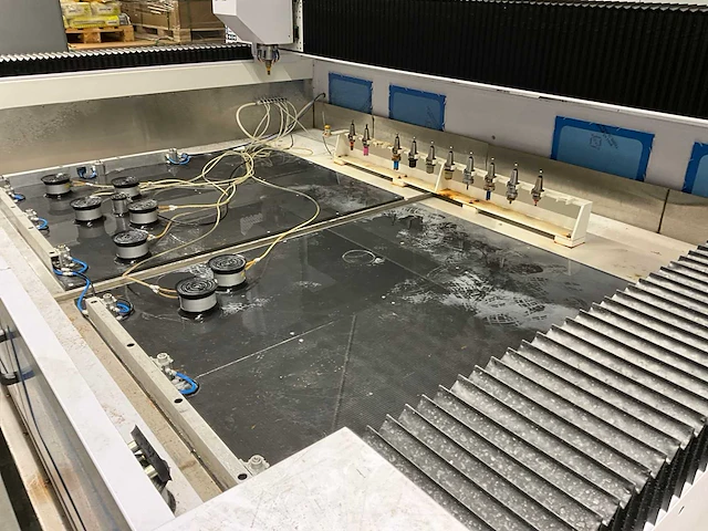 2023 igoldencnc igs-atc - steen cnc machine - afbeelding 26 van  30